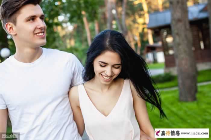 中年女人对你有想法时一般会说4句话来暗示你，男人不妨了解一下_情感