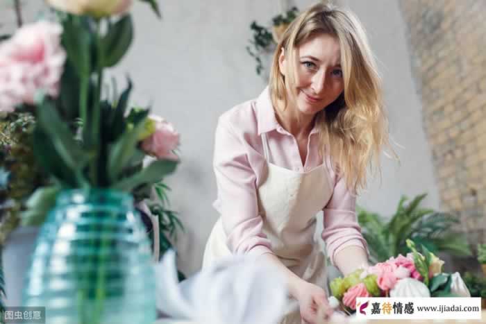 哪个年龄段的女人比较有味道令男人沉迷陶醉？_情感