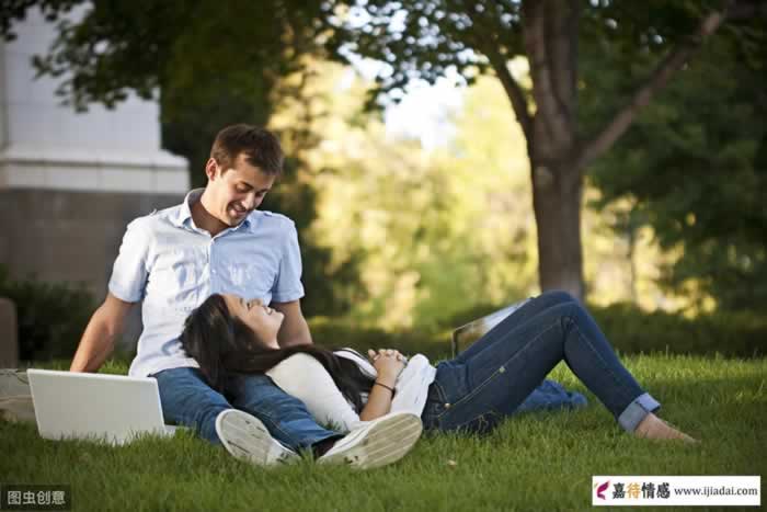 人到中年夫妻再怎么甜蜜，妻子做这3件事很伤男人的自尊心_情感