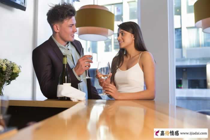 为什么暧昧很久的女人突然对你冷漠了？_情感