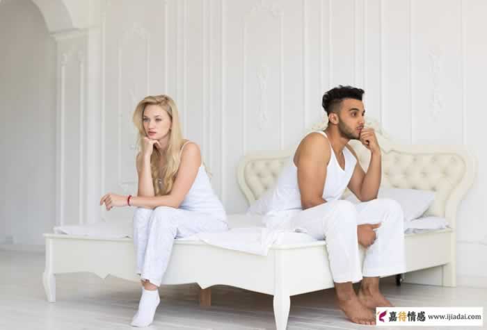 你是怎么发现老婆出轨的？两个已婚男人含泪道出了实情_情感