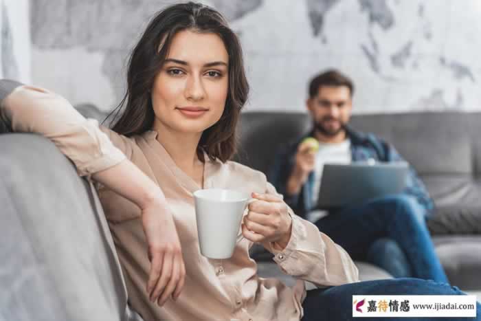 你是怎么发现老公变心的？这3个女人说了难以启齿的心里话_情感