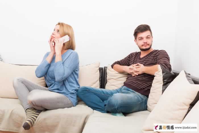 大多数婚外情的3个特点，感受过第3点的人都说后悔了_情感