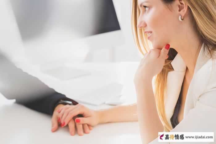 深陷婚外恋的人为什么女人特别容易受伤？原因是这四点_情感
