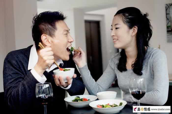 在男人眼里婚外之人与老婆有哪些区别？听听这些男人怎么说_情感