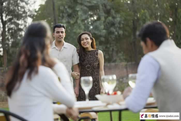 男人一旦陷入婚外情为什么停不下来？_情感