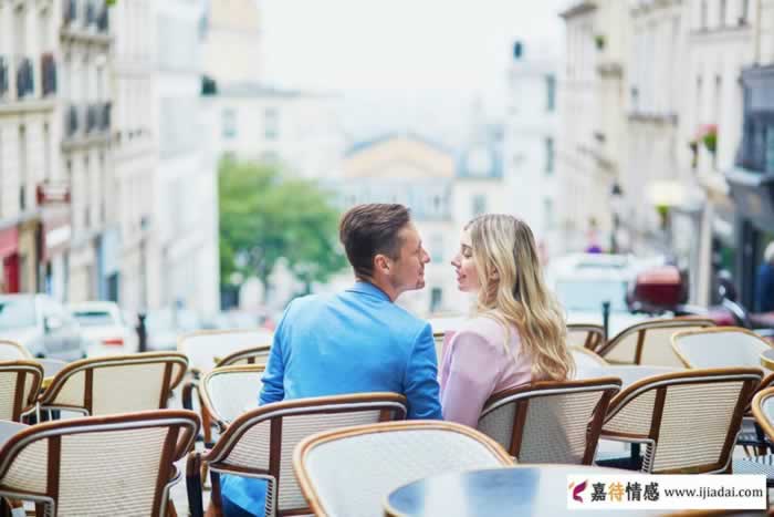 婚后妻子出轨，老公要原谅她还是和她离婚呢？_情感