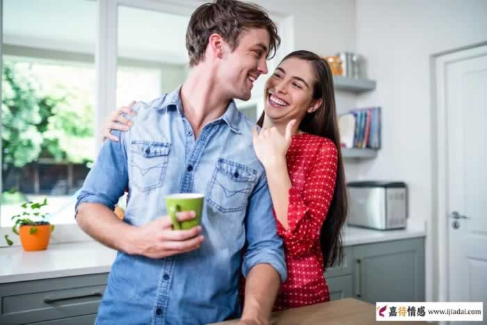 出轨的女人还是爱自己的老公的所以才一时冲动？_情感