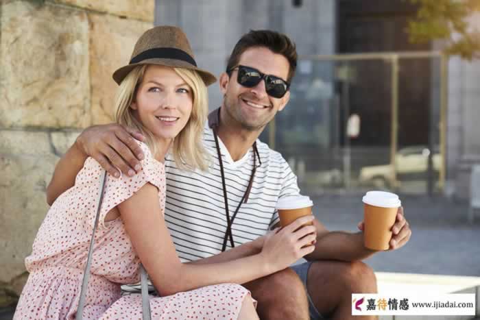出轨的女人还是爱自己的老公的所以才一时冲动？_情感
