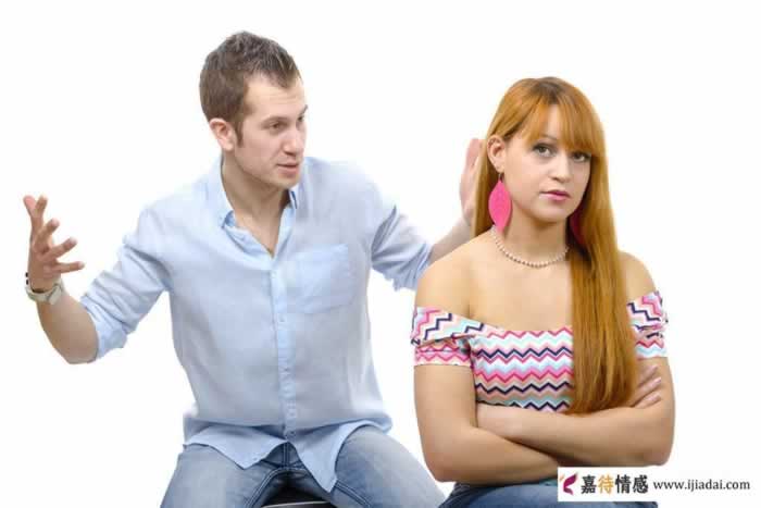 中年出轨女人的义无反顾：婚姻中没有爱能忍，没有尊重不能忍_情感