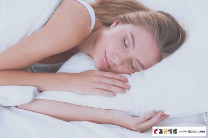 女人第一次出轨前，内心真实的感受_情感