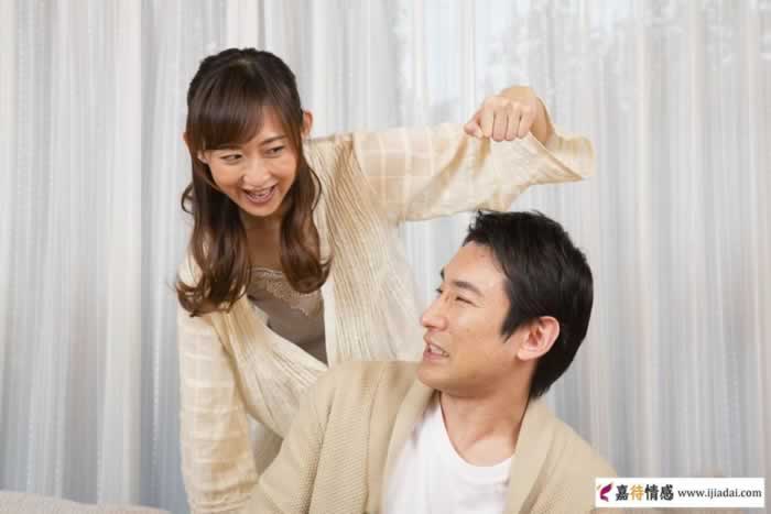 已婚男人在外有情人，身上会出现三种味道，掩饰不了_情感