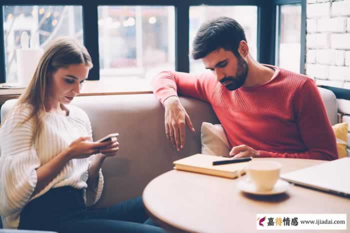 真正高情商的夫妻，不会跟对方说4句话，因为很容易伤到对方的心_情感