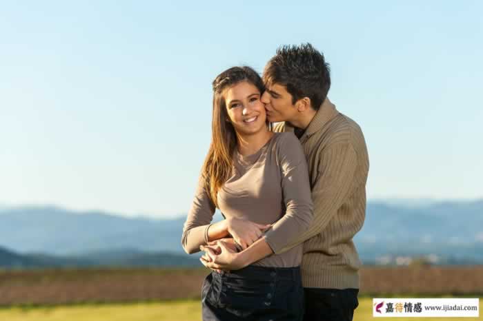 为什么男人到中年，总想谈一次婚外“恋爱”？_情感