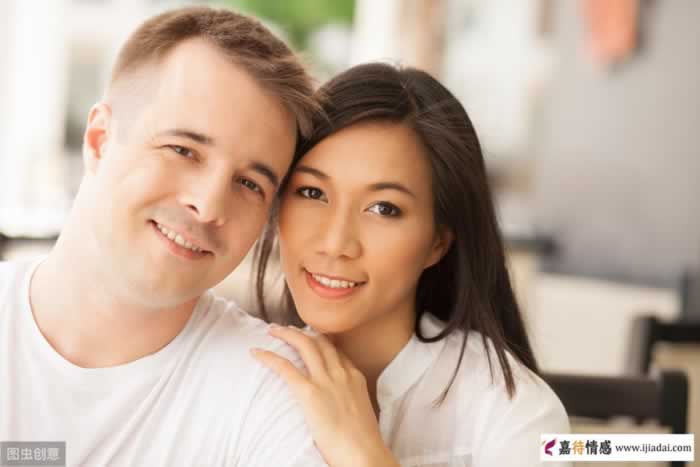 异性交往，女人同意让你“动”这三件东西，偷偷爱上你很久了_情感