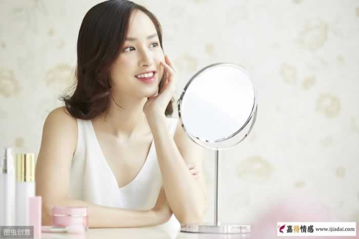 从不发朋友圈的女人,往往是“这三种”感情状况_情感