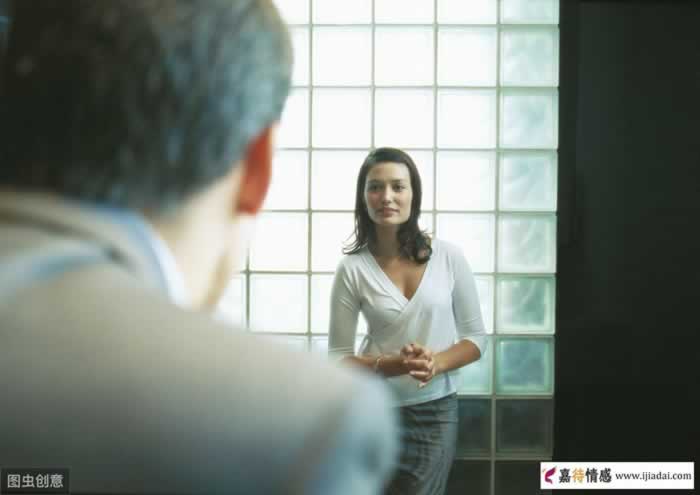 人到中年，女人很容易跟几种男人搞“暧昧”_情感