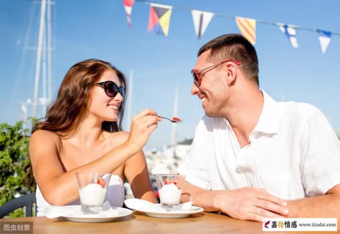 女人爱上别人的时候，不会主动分开，只会让男生先去说_情感