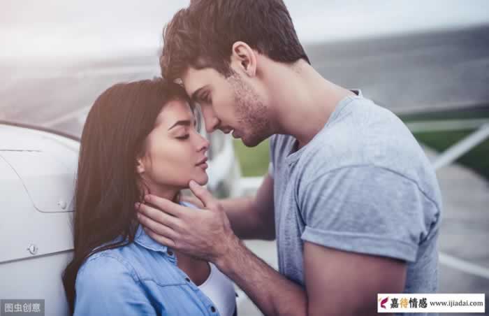 中年女人对你动心后,不会表白,而是会和你开这样的玩笑_情感