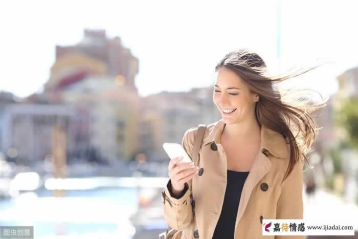 看女人是否好“勾搭”，看她的三个表现就一目了然，错不了_情感