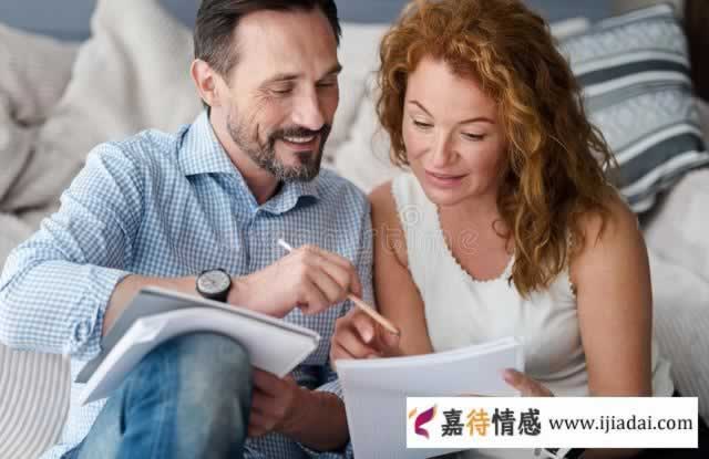 中年男女最大的尴尬是什么？_情感