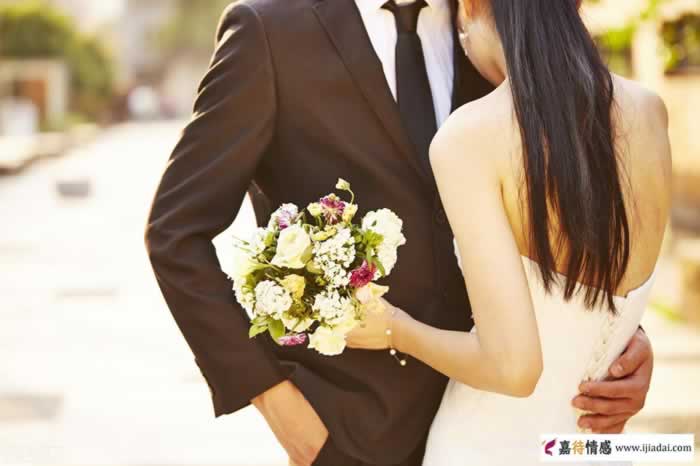 女人切记：选男人时，千万不能犯这3个错误_情感