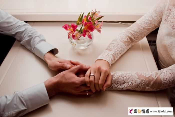 男人必懂：女人很爱一个男人，会为他做这3件事_情感
