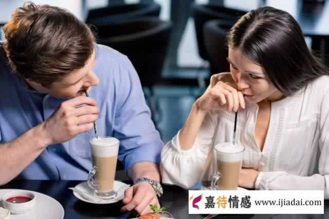 男人发“想我了吗”，聪明的女人不会回“当然想”，而是说这4句_情感