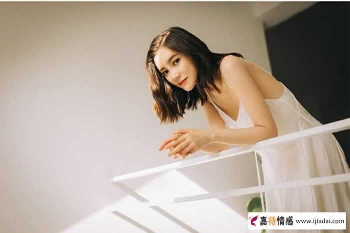 女人要学会让伴侣这样珍惜你，给他点危机意识_情感