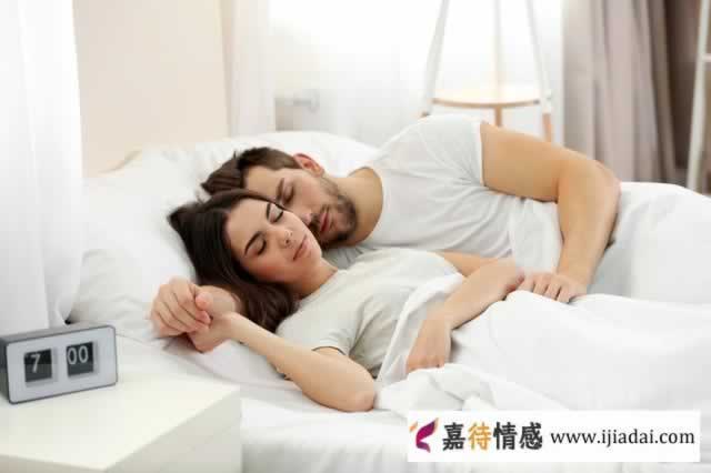 很反感和老公有肢体接触，有夫妻生活两个月才一次_情感