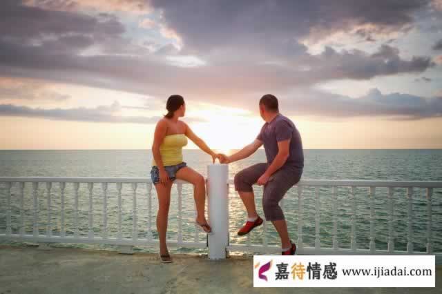 男人婚外恋有三个阶段，一旦到第二阶段，不干涉，他也想分手_情感