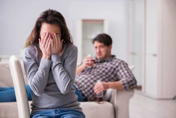 分手后想挽回，如何联系前任？_情感