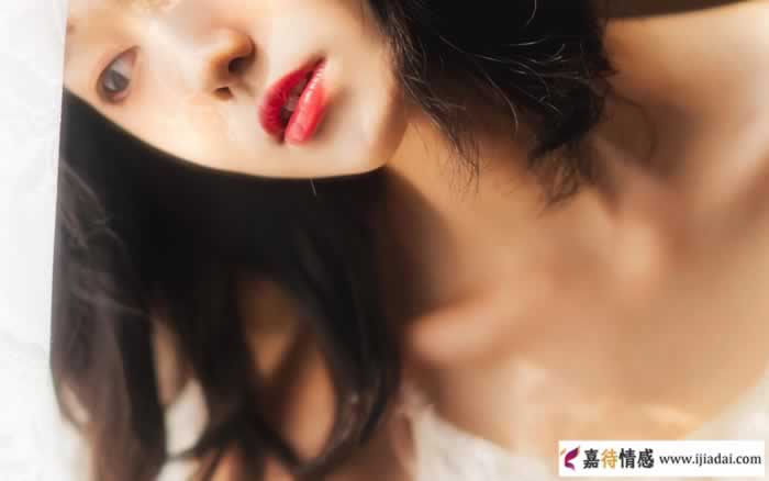 女人爱你入骨的表现 娶了她，你一定会很幸福_情感