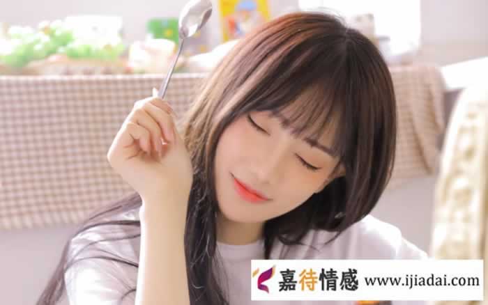 女人示爱的七种表现 真正爱你的人才会对你做这些事_情感