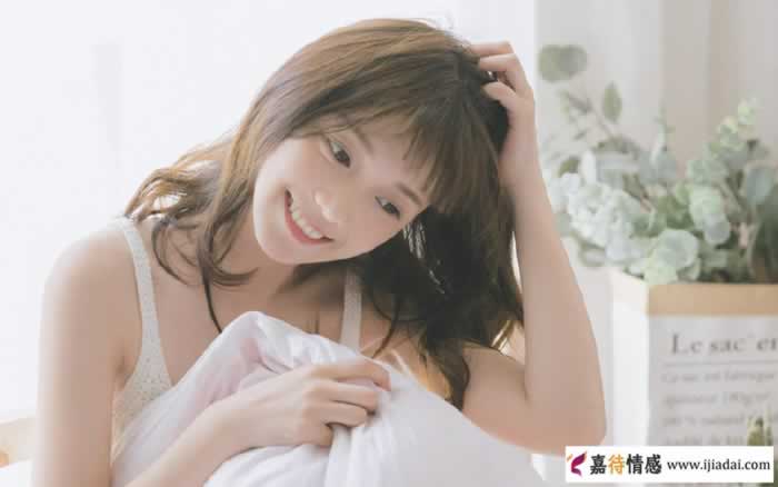 十招看穿女人是否喜欢你 算命都不一定这么准_情感