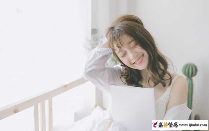 十招看穿女人是否喜欢你 算命都不一定这么准_情感