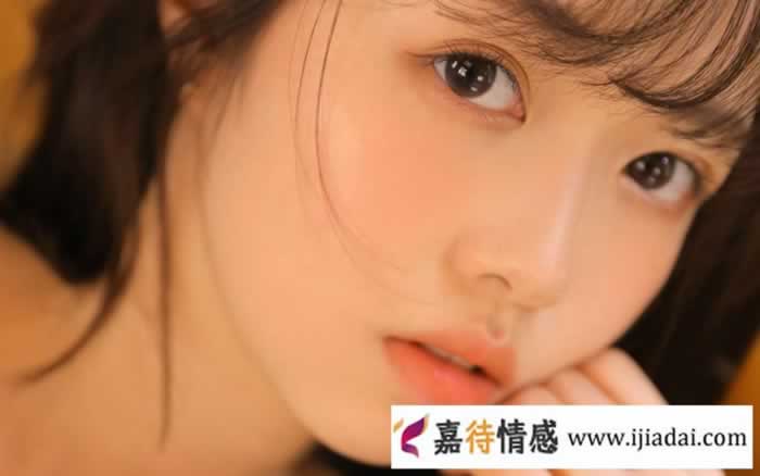 熟人介绍，第一次加女生微信怎么聊？_情感