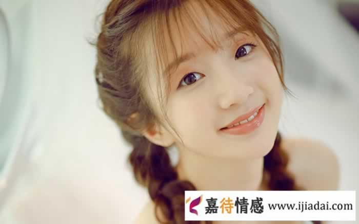 女人对你有意思说话的语气 越喜欢越是嗲_情感