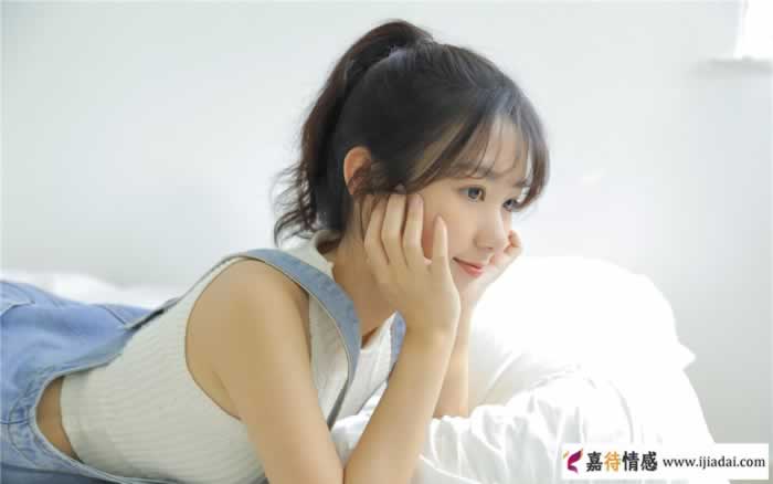 女性喜欢你的17种表现 每一条都是恋爱的讯号_情感