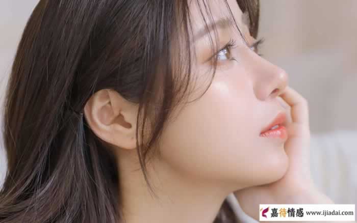 追女生聊什么话题可以增进感情？_情感