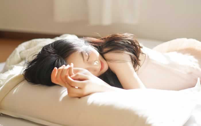 甜言蜜语撩人专用话 为什么女生都喜欢这种？_情感