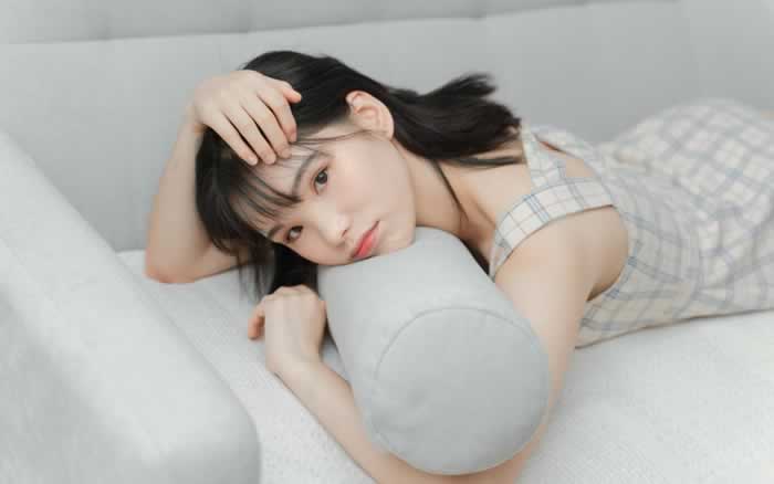 能把对方暖哭的句子 管Ta是男是女_情感
