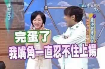 找女生聊天开场白怎么说？第一句话说啥？_情感