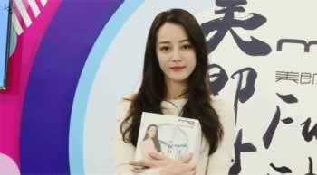 跟女孩子聊天开头大全 专治她“没看到信息”的臭毛病_情感