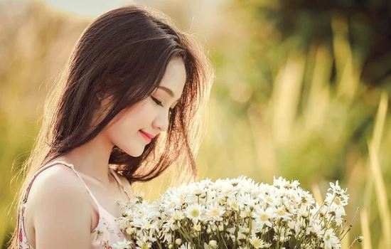 男朋友对我越来越冷淡，还把我拉黑了，我该怎么挽回他？