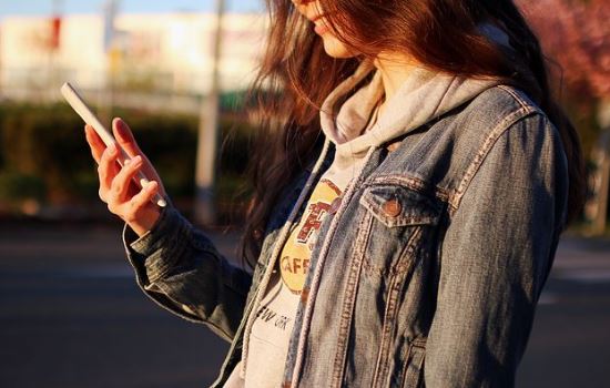 女朋友要和我分手，说我不成熟，我该怎么挽回她？