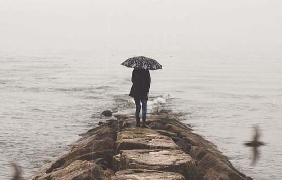 男朋友爱上别人，坚决要分手，我还有机会挽回吗？