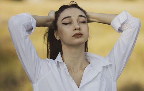 男友家里经济条件不好，要不要分手，我该怎么选择？