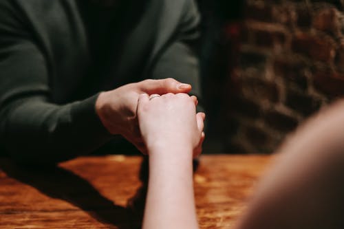 老婆坚决和我离婚,这段婚姻还能挽回吗? 老婆坚决和我离婚,这段婚姻还能挽回吗?