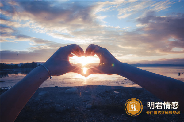 分手后怎样挽回男友-不尴尬的挽回